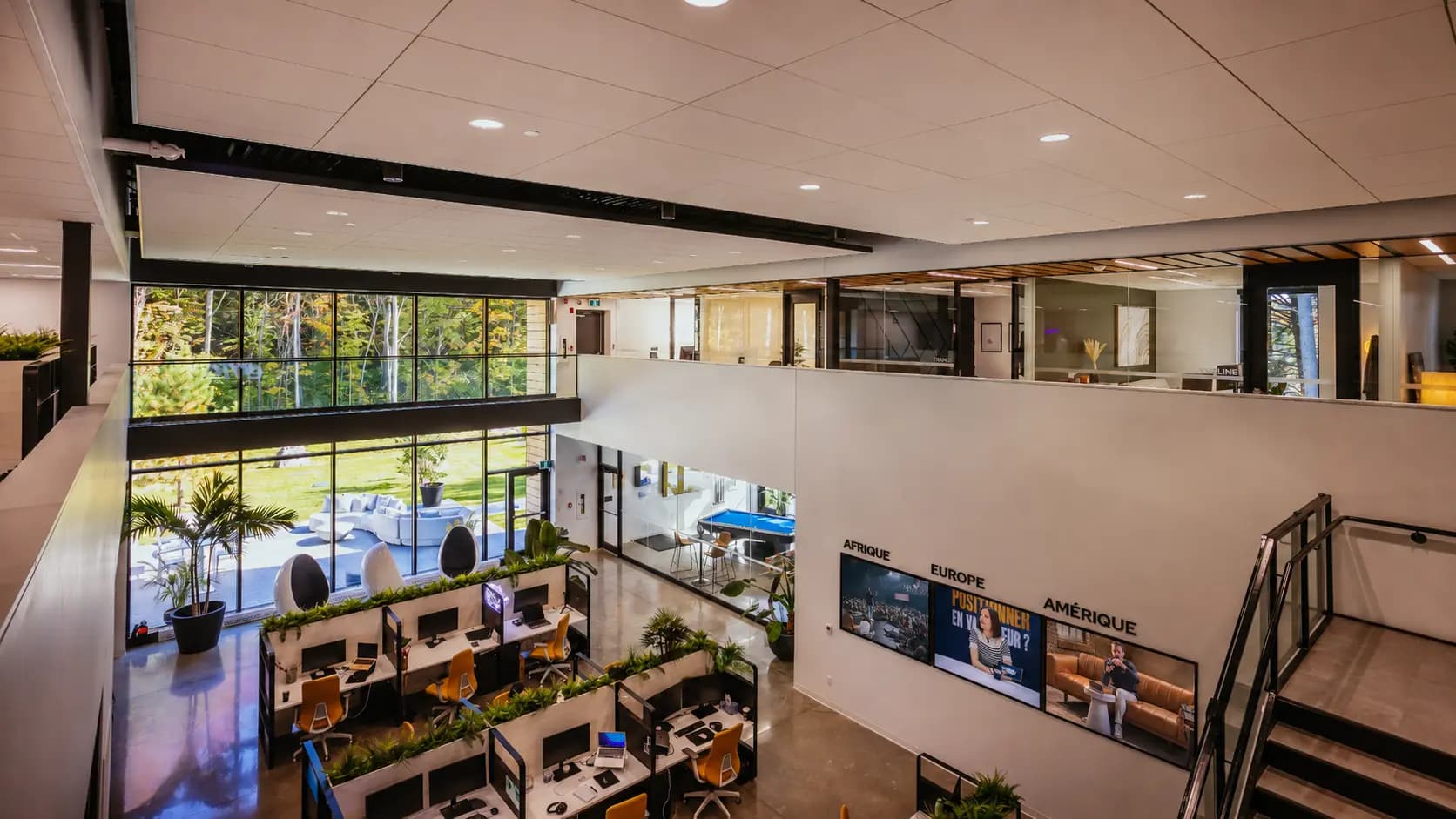 The CENTRE EMCI open-plan office, seen from the mezzanine